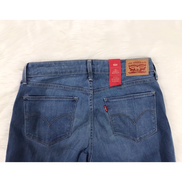 NEVER USED, Levi’s curvy bootcut jeans - Picture 6 of 6
